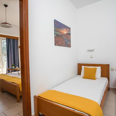 Lardos Sun View Apartments Екстериор снимка